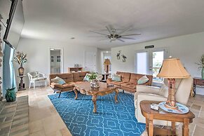 Newly Remodeled Gem on Homosassa River Canal!