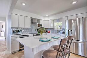 Newly Remodeled Gem on Homosassa River Canal!