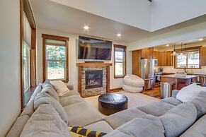 Suncadia Resort Townhome w/ Grill + Fireplace