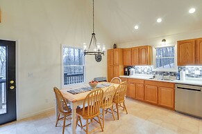 'the Eagles Nest at Alpine' Cabin w/ Fireplace!