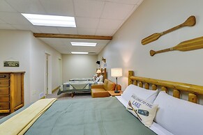 'the Eagles Nest at Alpine' Cabin w/ Fireplace!