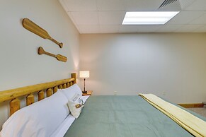 'the Eagles Nest at Alpine' Cabin w/ Fireplace!