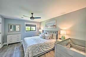 Naples Home w/ Patio < 1 Mi to Beaches!