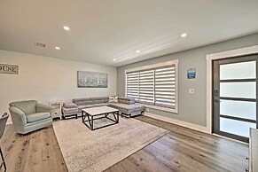 Naples Home w/ Patio < 1 Mi to Beaches!