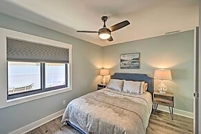 Naples Home w/ Patio < 1 Mi to Beaches!