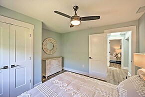 Naples Home w/ Patio < 1 Mi to Beaches!