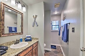 Lakefront Home < 3 Miles to Historic Granbury!