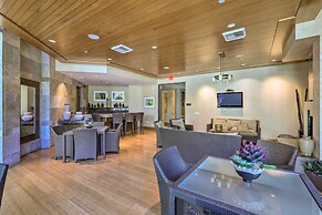 Modern Irvine Condo w/ Pool - 7 Mi to Beach!