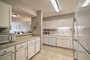 Gulf Shores Condo: Private Balcony & Beach Views!