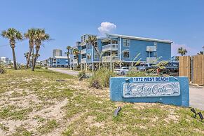 Gulf Shores Condo: Private Balcony & Beach Views!
