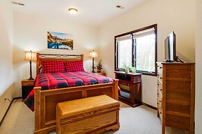 Roomy Alma Cabin w/ Pool Table: Ski, Hike, & Fish!