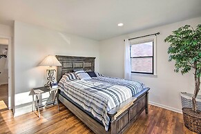 Marietta Home w/ Private Hot Tub, Pool Table!