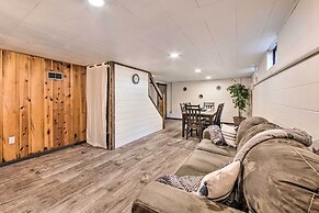 Marietta Home w/ Private Hot Tub, Pool Table!