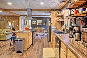 Hike On-site: Classic Cabin Nature Retreat