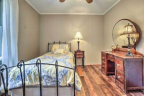 Hike On-site: Classic Cabin Nature Retreat