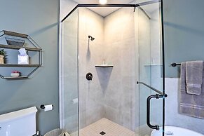 Peaceful Midway Studio w/ Mountain + Golf Views!