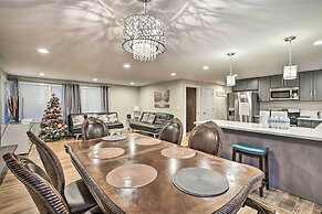 Spacious Kent Home ~ 17 Mi to Dtwn Seattle!