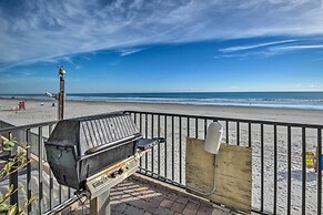 Sleek Beachfront Getaway w/ Community Perks!