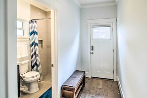 Central & Cozy Houston Studio - Pets Welcome!