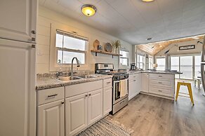 Charming Modern Cottage on Houghton Lake!