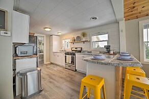 Charming Modern Cottage on Houghton Lake!