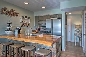 Ozark Mountain Condo ~ 2 Mi to Silver Dollar City!