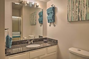 Ozark Mountain Condo ~ 2 Mi to Silver Dollar City!