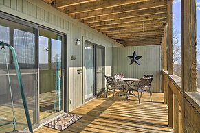 Ozark Mountain Condo ~ 2 Mi to Silver Dollar City!