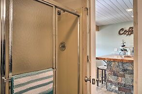 Ozark Mountain Condo ~ 2 Mi to Silver Dollar City!