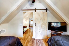 California Cabin Rental - Hike, Ski, Boat!