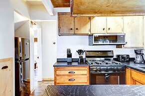 California Cabin Rental - Hike, Ski, Boat!