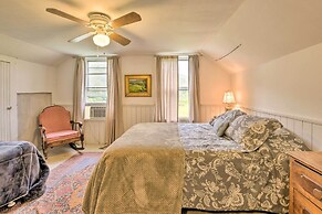 Pet-friendly Roxbury Farmhouse on 350 Acres!