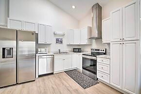 Sleek Tavares Condo 3 Miles to Downtown