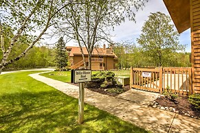 Condo on First Green w/ Deck at Schuss Mountain!