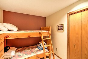 Condo on First Green w/ Deck at Schuss Mountain!