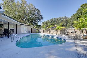 Spacious Largo Retreat: Private Pool & Yard!