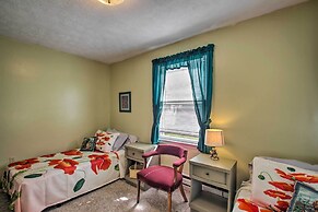 Quaint Hinton Hideaway - Hunt & Fish Nearby!