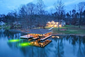 Lake Anna Waterfront Home w/2 Acres & Covered Dock