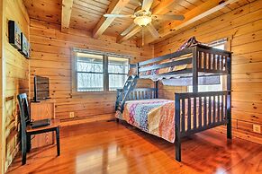 Cozy Log Home: Centrally Located & Pet Friendly!