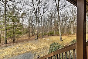 Cozy Winter Retreat: Great Location & Pet Friendly