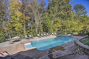 Pool, Games + Sauna: Mount Joy Countryside Cabin