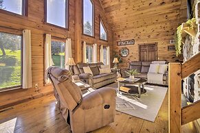 Pool, Games + Sauna: Mount Joy Countryside Cabin