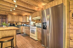 Pool, Games + Sauna: Mount Joy Countryside Cabin