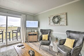 Cozy Ocean Isle Beach Condo, Steps to the Beach!