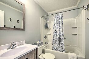 Cozy Ocean Isle Beach Condo, Steps to the Beach!