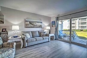 Steps to Pool & Beach: St. Helena Island Escape!