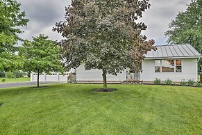 Cozy Seneca Falls Home Close to Cayuga Wine Trail!