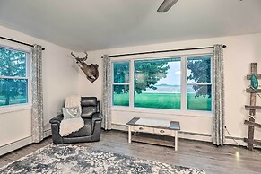 Cozy Seneca Falls Home Close to Cayuga Wine Trail!