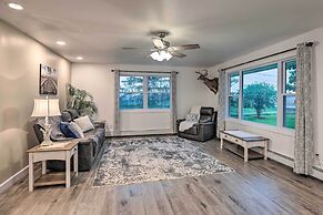 Cozy Seneca Falls Home Close to Cayuga Wine Trail!