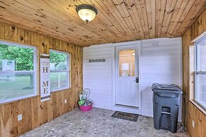 Cozy Seneca Falls Home Close to Cayuga Wine Trail!